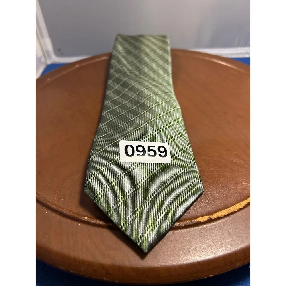 John Bartlett Statements‎ Gray Men's 100% Silk Tie Striped Necktie
